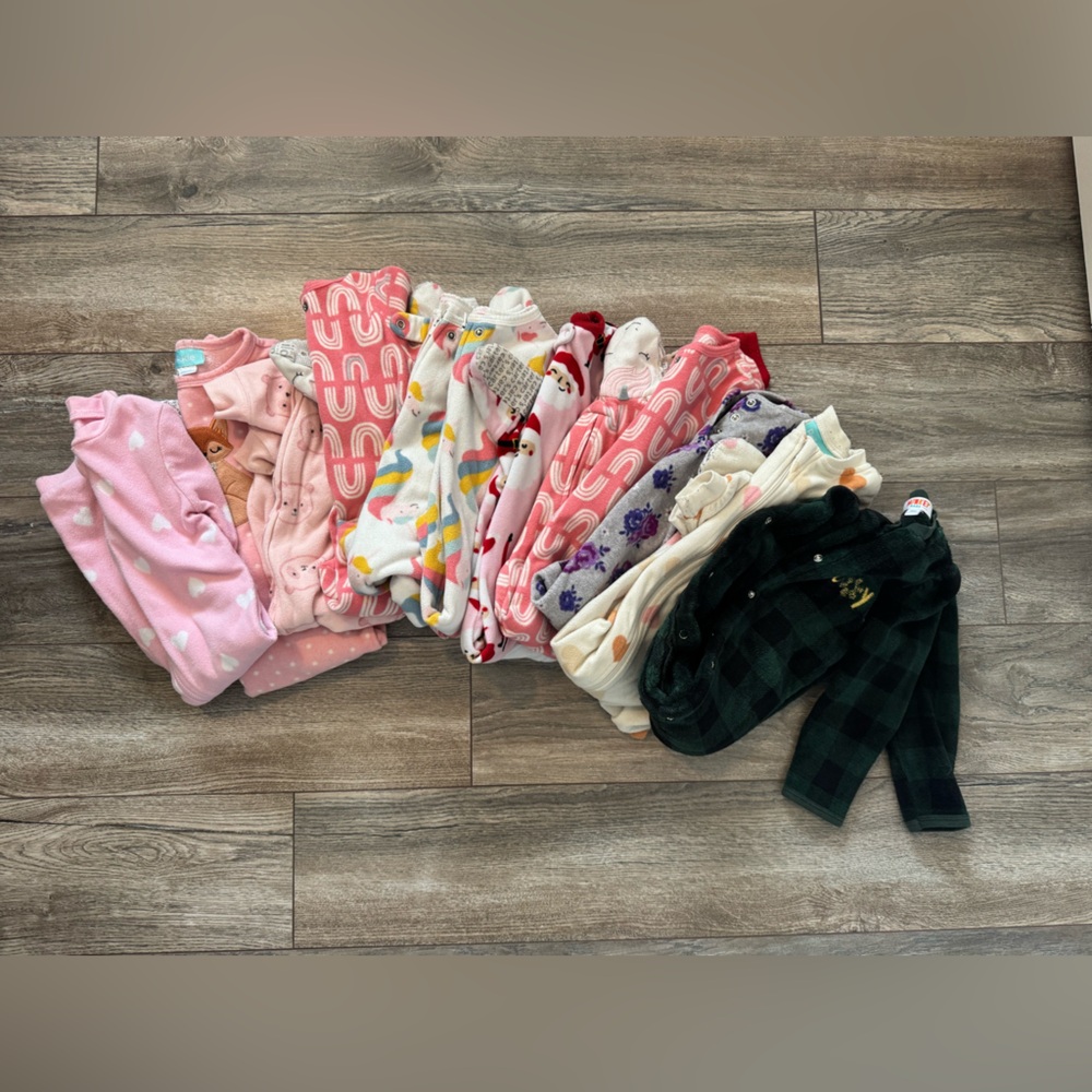 11 Assorted Toddler (18m) Fleece Onesies and Pajamas